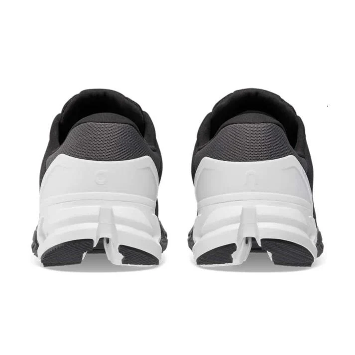 Men's Wide Fit On Cloudflyer 4 Walking Trainers - Image 6