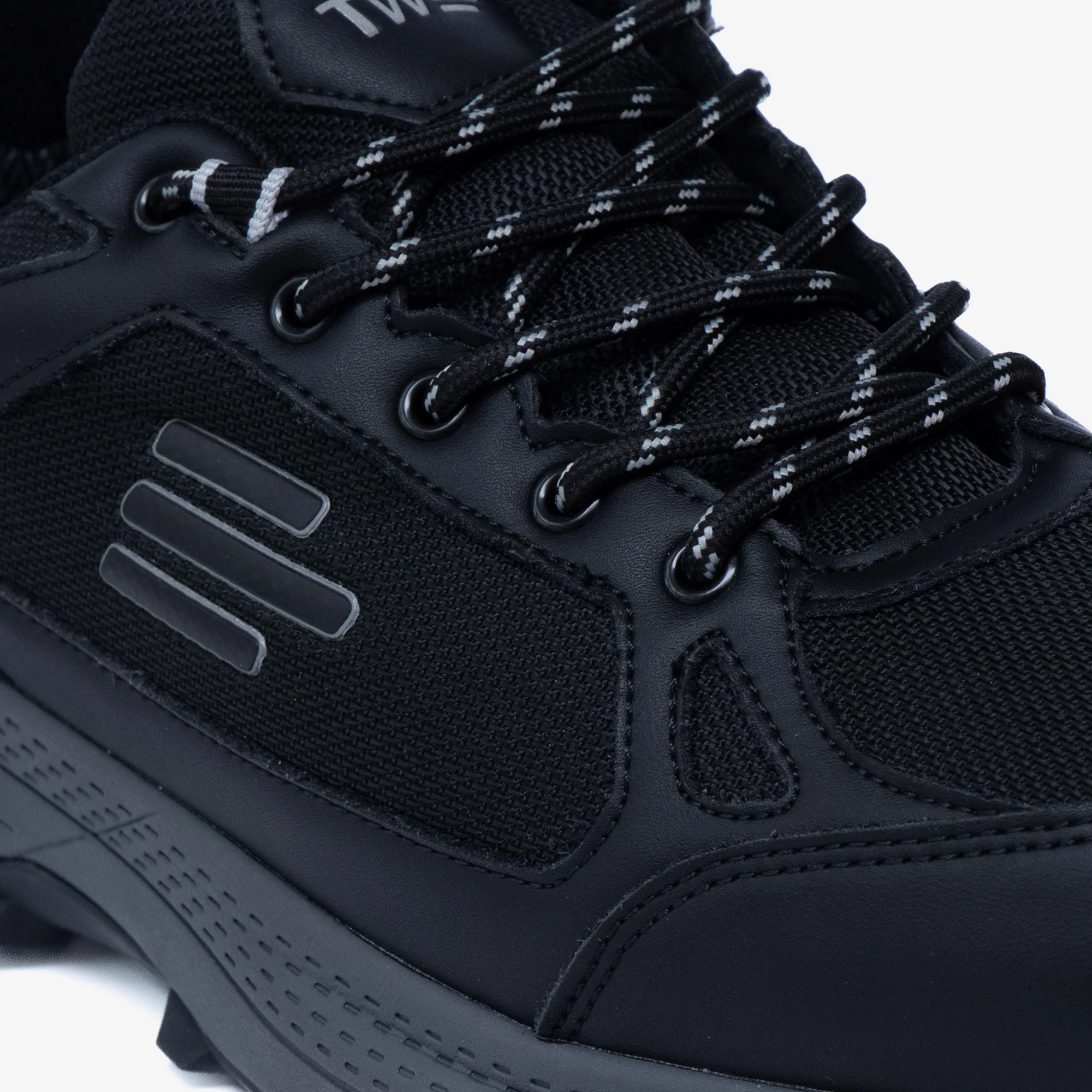 Men's Wide Fit Tredd Well Cloud Walk Trainers - Black - Image 4