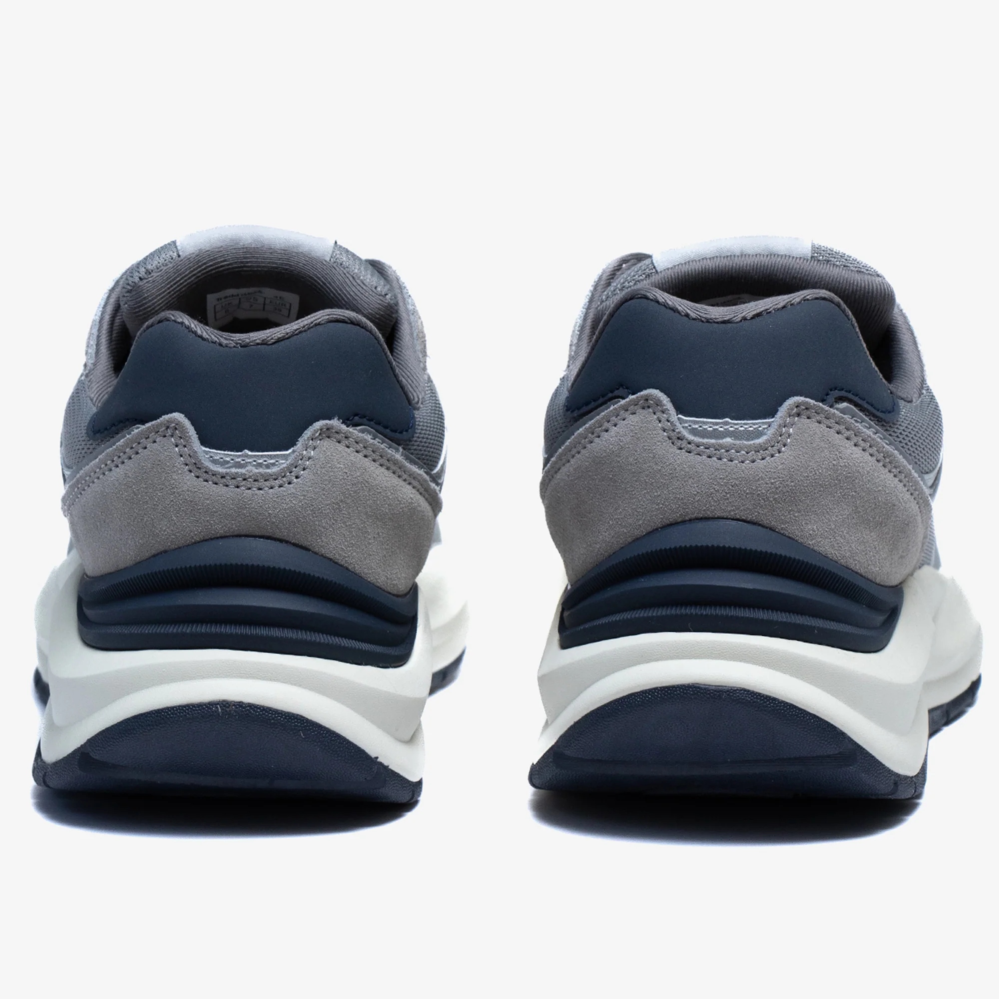 Men's Wide Fit Tredd Well Stoner Trainers - Image 6