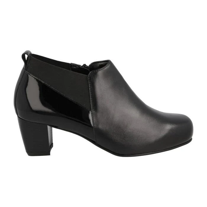 Women's Wide Fit DB Carrie Boots - Image 2