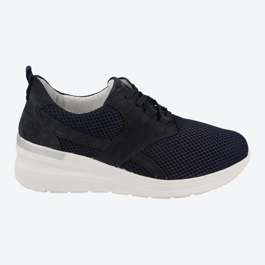 Women's Wide Fit DB Pollyanna Trainers - Image 4