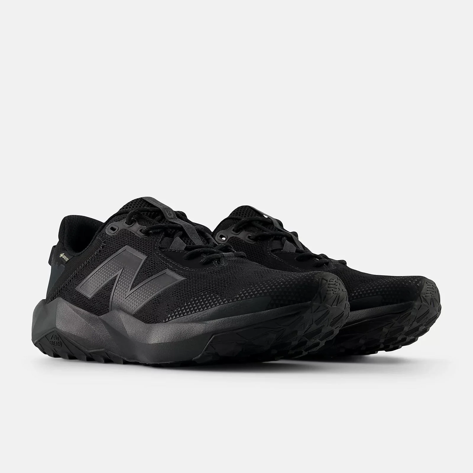 Women's Wide Fit New Balance MTNTRGB6 Waterproof Gore Tex Walking/Running Trainers - Image 3