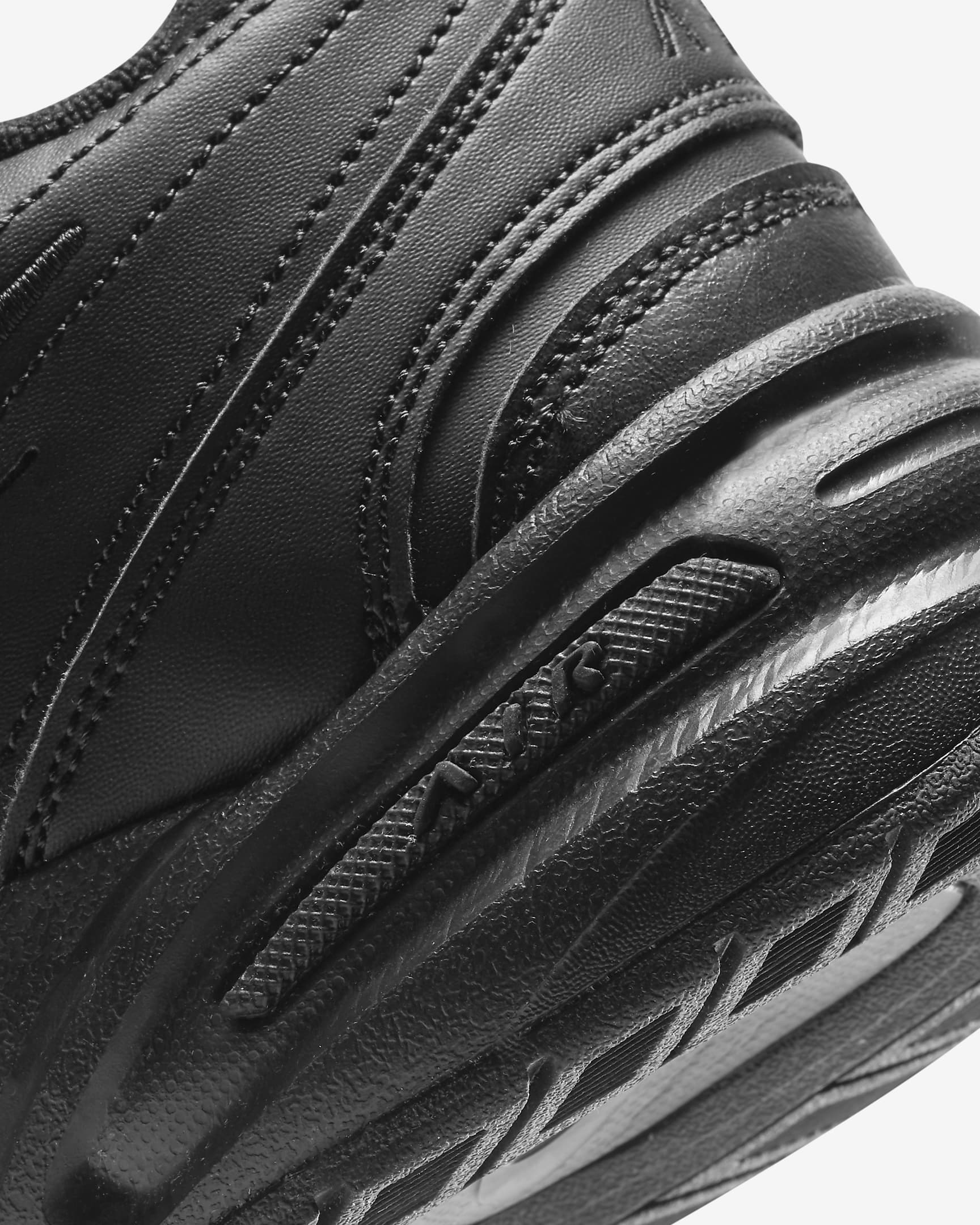 Women's Wide Fit Nike 416355-001 Air Monarch Iv Trainers - Image 6