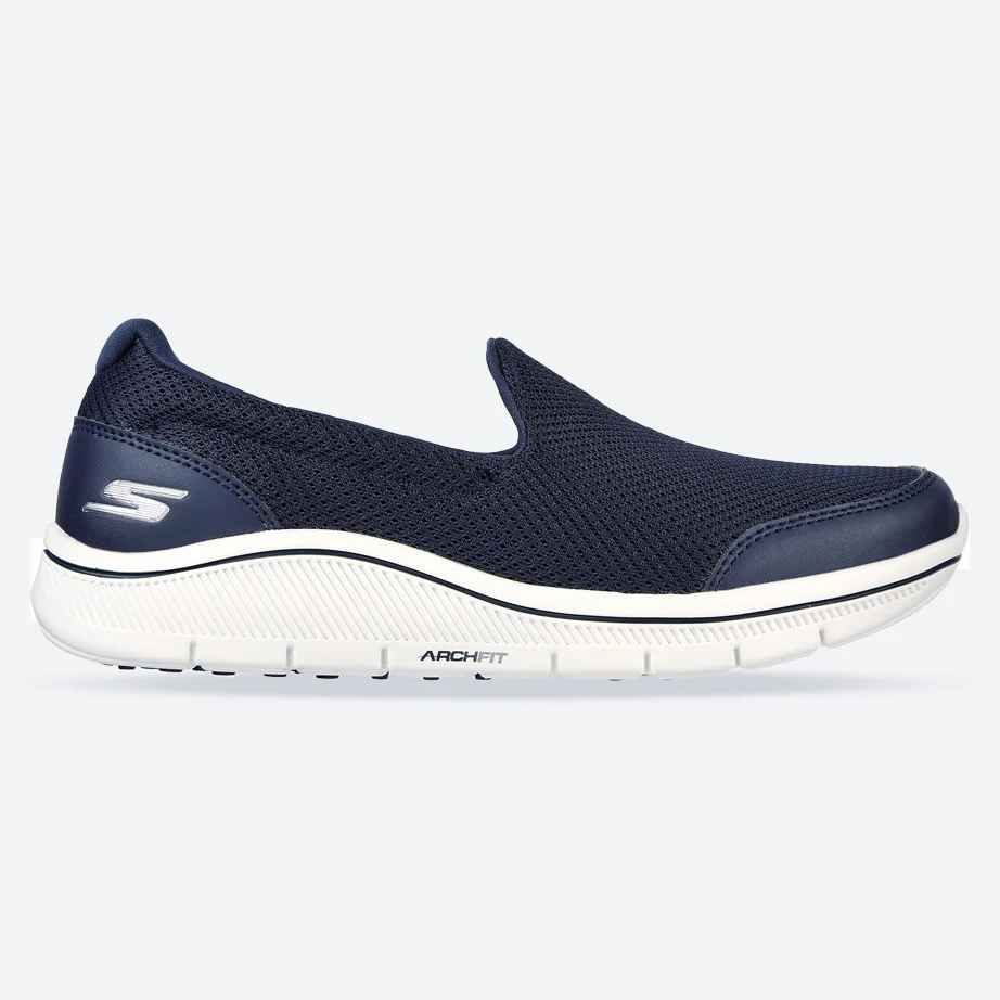 Women's Wide Fit Skechers 123033 Go Golf Arch Fit Trainers